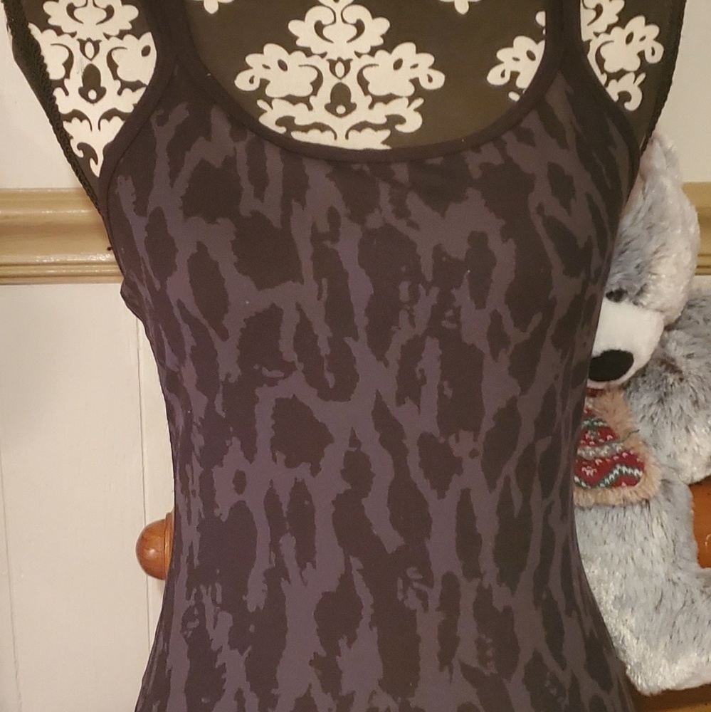 Small Adrienne Vittadini "Quick Dry" active tank